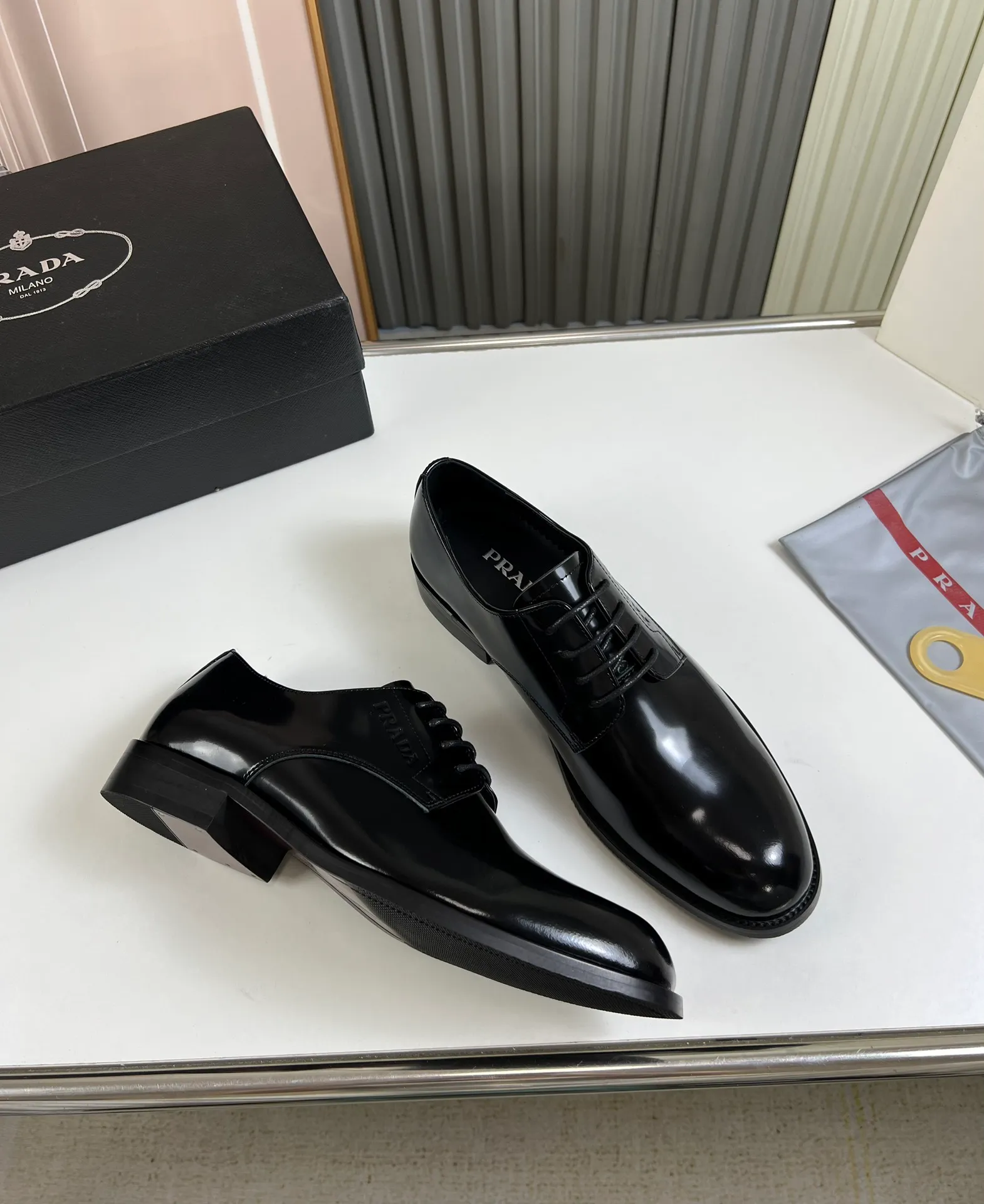 Men's shoes 💰520💰 Prada.PRADA men's business casual leather shoes, 1:1 shipment ⬆️Luxury and noble 👞All imported original brand leather, just to create a more comfortable wearing experience, upper: original open edge beaded cowhide ➕Imported full cow lining, original outsole ✔️36-45 (45 non-returnable)